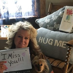 Meet your Posher, Neely